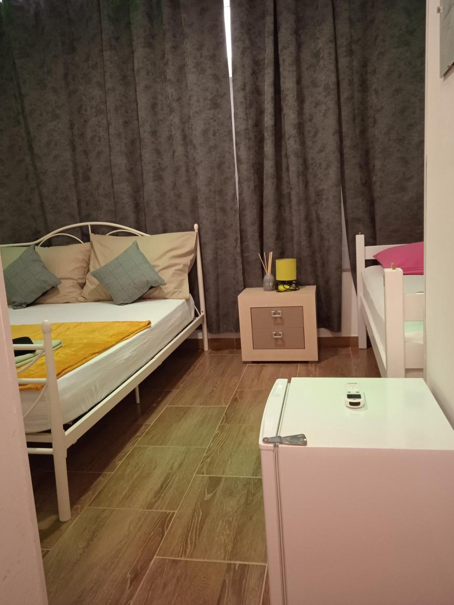 Auberge de jeunesse Dioklecijan Delux à Split Extérieur photo