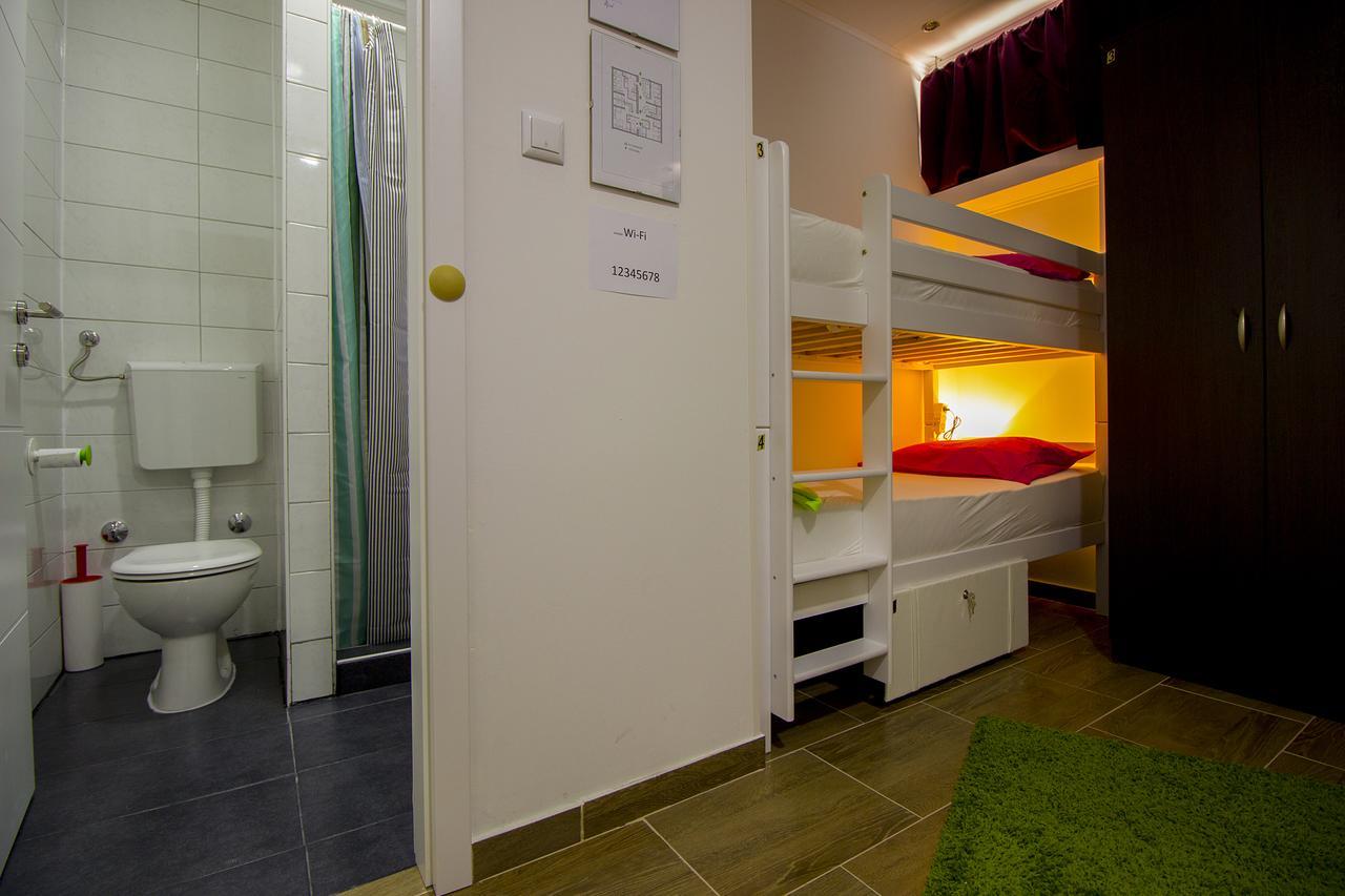 Auberge de jeunesse Dioklecijan Delux à Split Extérieur photo